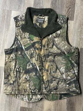 Realtree Collection by Steelton Workwear Camo Sherpa Lined Vest XL